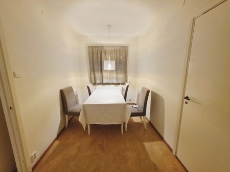 Ångermannagatan, Vällingby - Photo 2