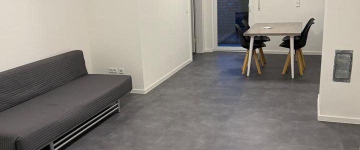 Helle 2 Zimmer Einlieger-Wohnung mit Einbauküche - Foto 1