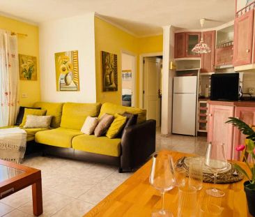 Apartamento de alquiler en Calle Hercules, Costa del Silencio - Photo 4