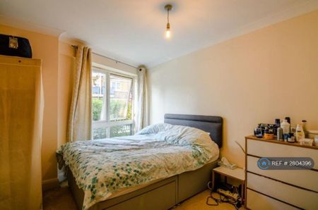 1 bedroom flat to rent - Photo 5