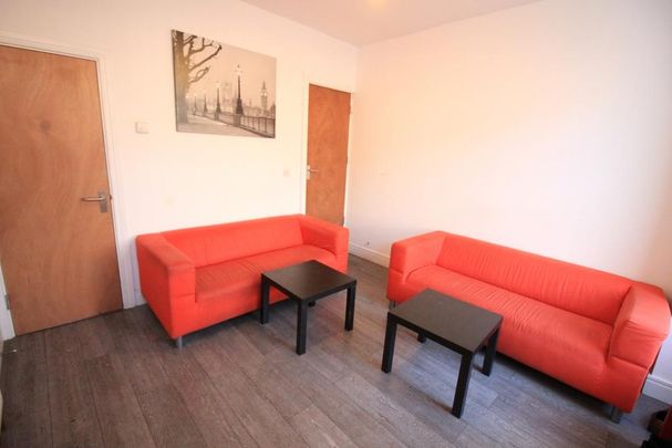 5 bedroom terraced house to rent - Photo 1