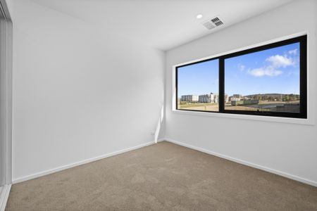 Stunning Brand New Townhouse! - Photo 5