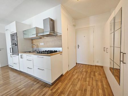 Pronájem bytu 2+kk 44 m2 - Fotografie 5
