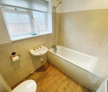 Corbets Tey Road, Upminster, RM14 - Photo 5