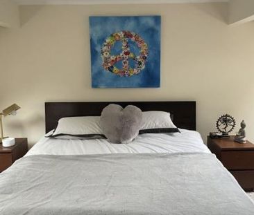 Large Double En Suite Room for rent close to Blackheath and Grennwich - Photo 4