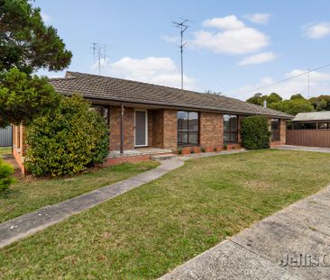 11 Cedric Street, Wendouree - Photo 1