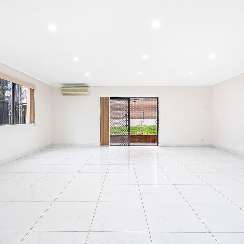 Bright & Spacious, Classic Family Comfort in Belmore - Photo 1