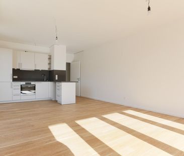 Top geschnittene 2-Zimmer-Wohnung im schönen Potsdam direkt am Wasser - Foto 2