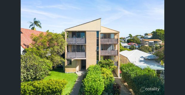 Large and convenient. - Photo 1