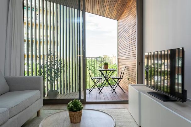 Avinguda de Gaudí, Barcelona, Catalonia 08025 - Foto 1