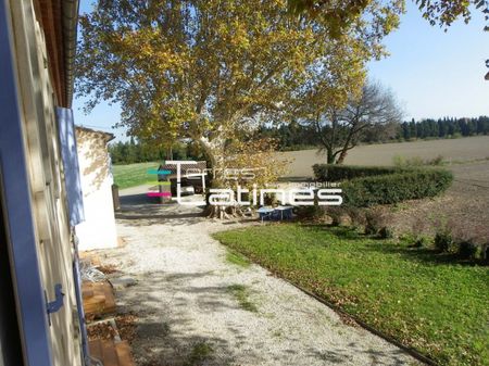 Appartement 3 pièces, 61m² en location à Nimes - 730 € par mois * - Photo 2