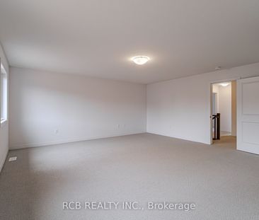 Detached Home For Lease | X8121308 - Photo 6