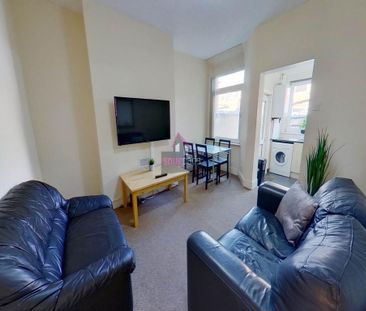 6 bedroom house to rent - Photo 2