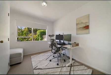 Neat and Tidy house with good school Zones - Photo 5