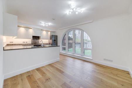 3 bedroom flat to rent - Photo 3