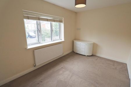 2 bedroom townhouse to rent - Photo 4