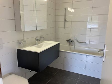 3.5 Zimmer, 89 m², 2. Stock - Photo 3