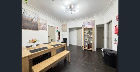 Room for Rent - Great Location - Photo 2