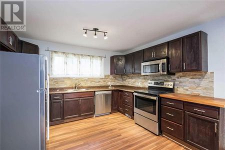 For Lease - 14 Shaw Street, Kingston, Ontario - Photo 4