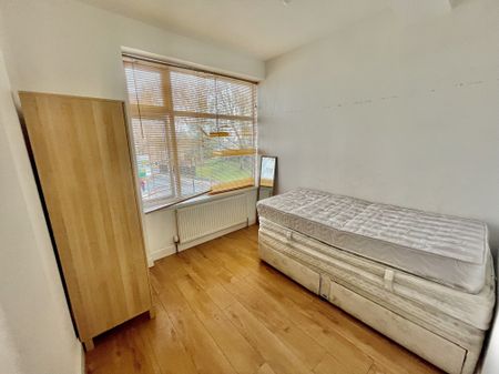 Woolwich, SE18 - Photo 2