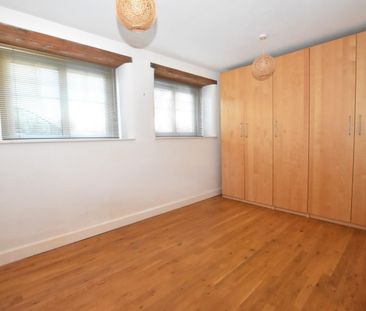 1 bedroom Flat To Let - Photo 4