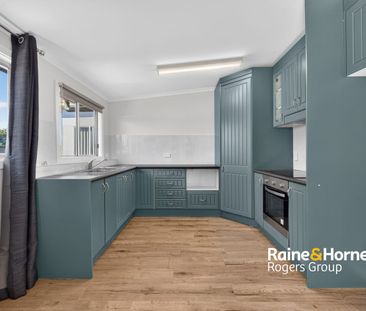 Freshly Updated Home with Spacious Living - Photo 6
