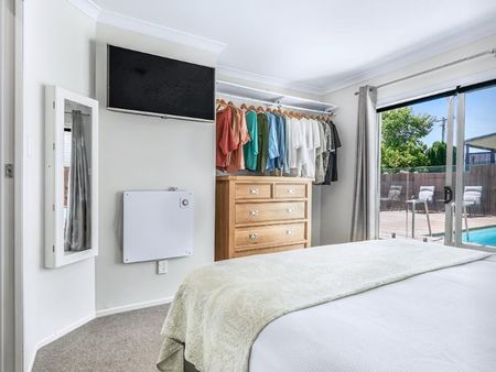 12 De Vere Crescent, Chartwell — - Photo 4