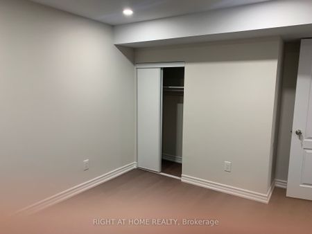 Detached Home For Lease | E8123542 - Photo 2