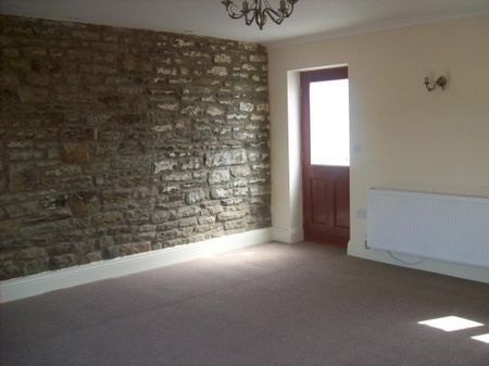 3 bedroom detached house to rent - Photo 4