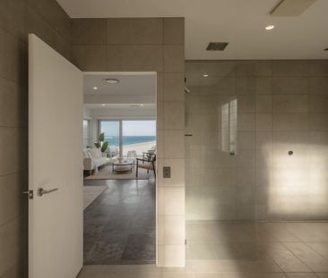 Exquisite Rental Home Offers the Pinnacle of Beachside Living - Photo 5
