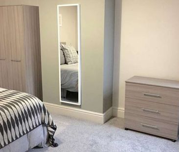 Portland Road Unit 2 - Photo 4