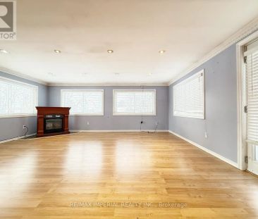 13089 10 SIDE ROAD - Photo 5