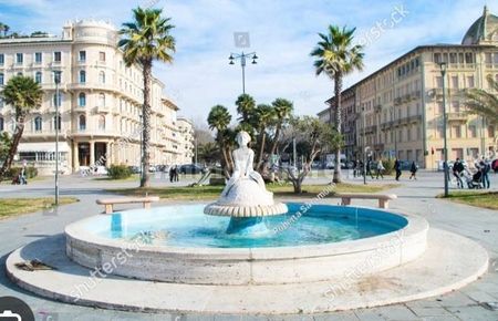 Bilocale piazza Giacomo Puccini 15, Lungomare, Viareggio - Photo 2