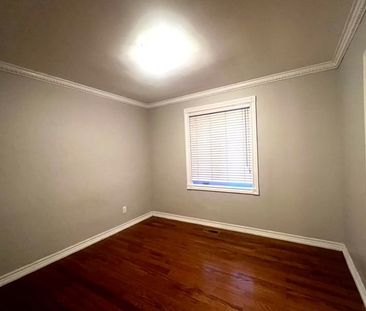 For Lease - 27 Safari Street, Toronto, Ontario - Photo 3