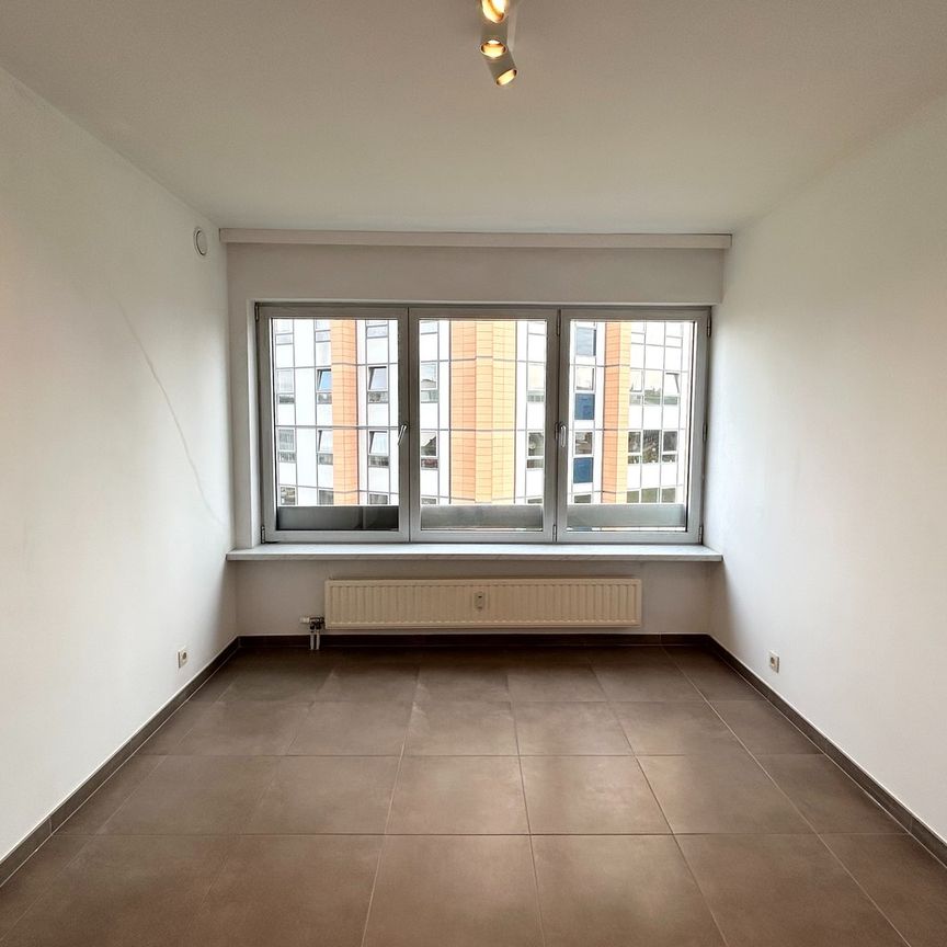 Modern, gerenoveerd appartement in hartje Leuven met 2 slaapkamers - Foto 1