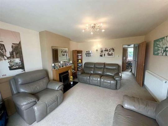 South Lea Close, Braunton, EX33 - Photo 1