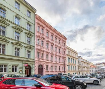 Krásný byt v srdci Vinohrad, ideální pro spolubydlení - Photo 1