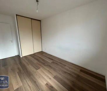 Appartement à louer 4 pièces 82.73m² - Photo 2