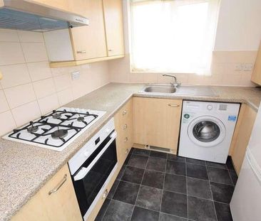 Bluebell Close, Rush Green, Romford, RM7 - Photo 6