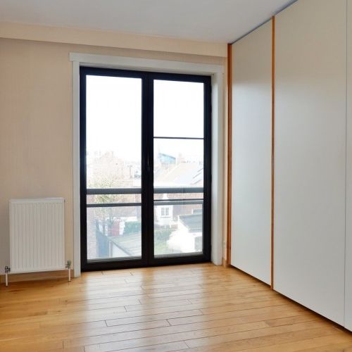 Charmant appartement, zeer centraal te Kortrijk - Photo 1