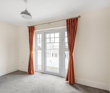 4 bedroom townhouse to rent - Photo 5