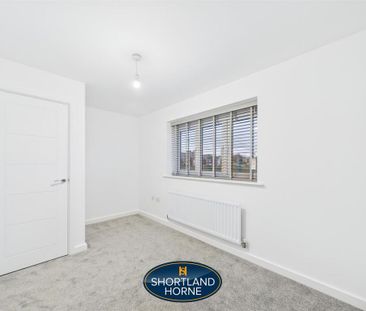 2 bedroom semi-detached house to rent - Photo 5