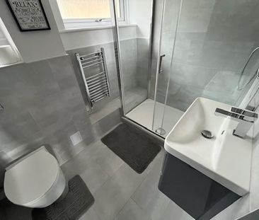 2 bedroom maisonette to rent - Photo 3