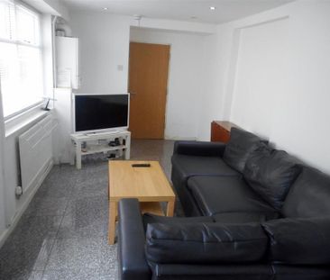 5 bedroom terraced house to rent - Photo 2