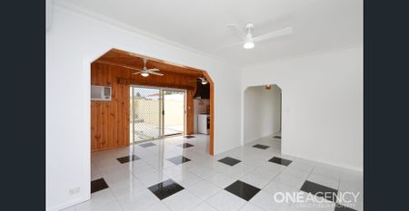 Spacious 3-Bedroom Home in the Heart of St Albans - Photo 3