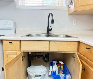 For Lease - 717 Victory Drive Unit# Bsmt, Pickering, Ontario - Photo 6