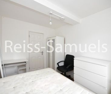 4 bedroom terraced house to rent - Photo 5