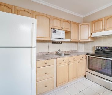 For Lease - 1378 Danforth Avenue Unit# 1, Toronto, Ontario - Photo 5