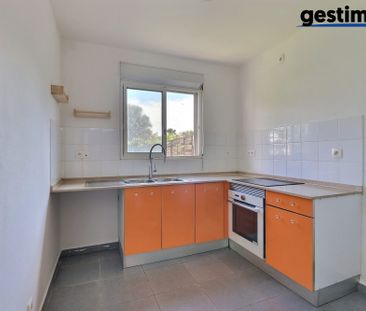 Location Appartement 2 pièces 54m² REMIRE MONTJOLY 97354 - Photo 2