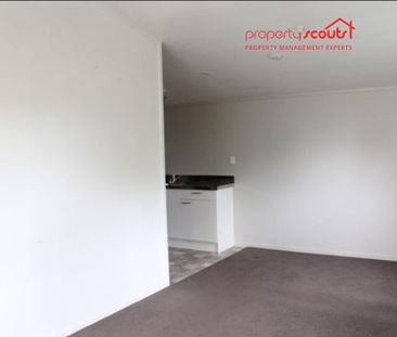 Cozy studio unit attached garage. - Photo 4